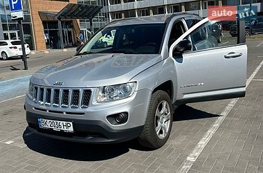 Внедорожник / Кроссовер Jeep Compass 2011 в Луцке
