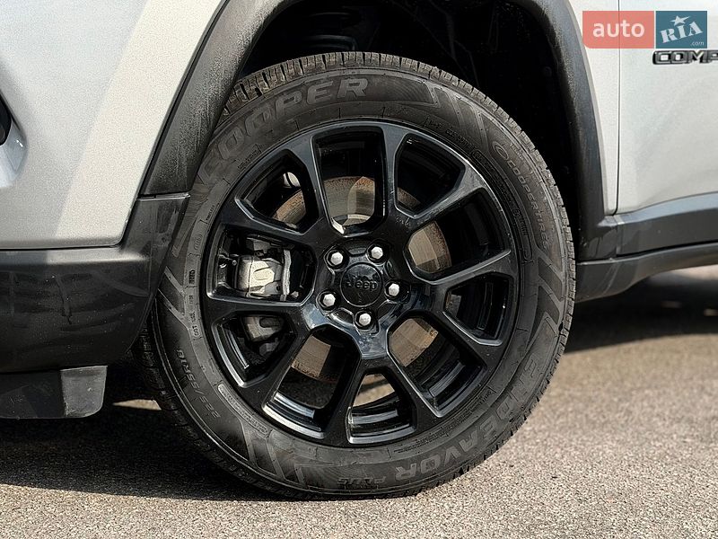 Позашляховик / Кросовер Jeep Compass 2023 в Кременчуці