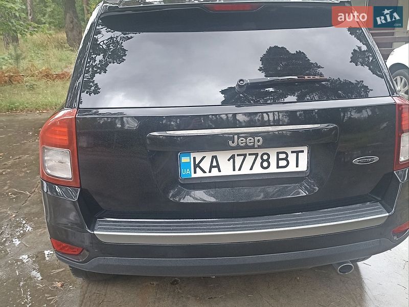 Позашляховик / Кросовер Jeep Compass 2015 в Києві