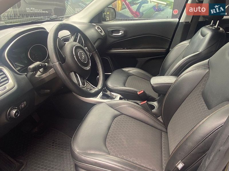 Внедорожник / Кроссовер Jeep Compass 2017 в Полтаве