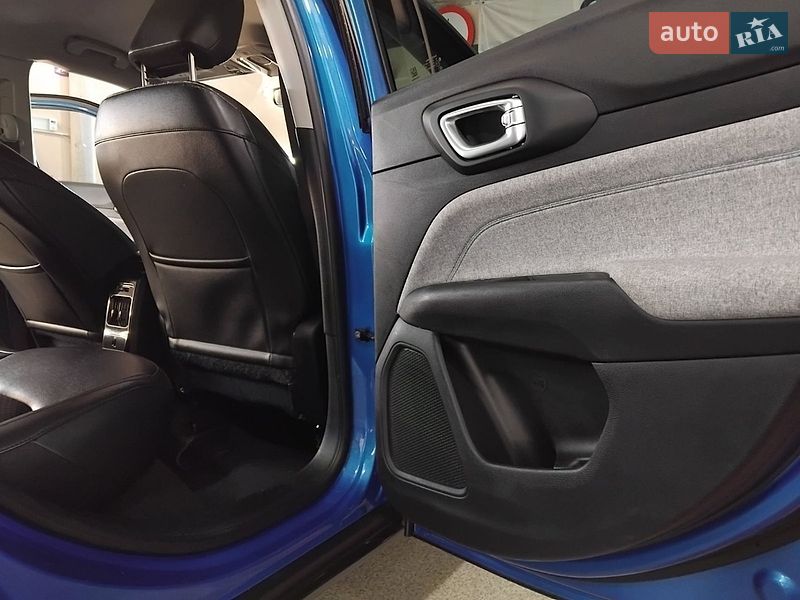 Позашляховик / Кросовер Jeep Compass 2022 в Вишгороді фото 26 Позашляховик / Кросовер Jeep Compass 2022 в Вишгороді