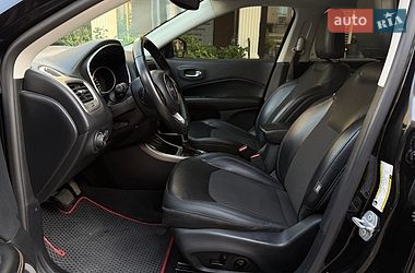 Позашляховик / Кросовер Jeep Compass 2017 в Києві