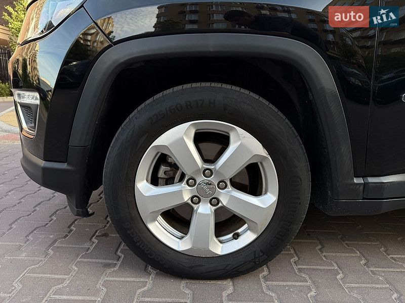 Позашляховик / Кросовер Jeep Compass 2017 в Києві