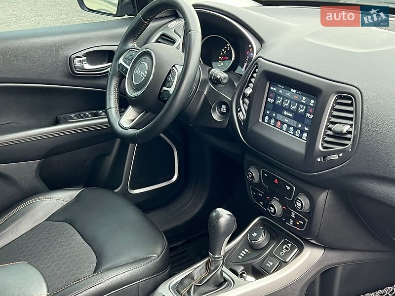 Позашляховик / Кросовер Jeep Compass 2018 в Рівному