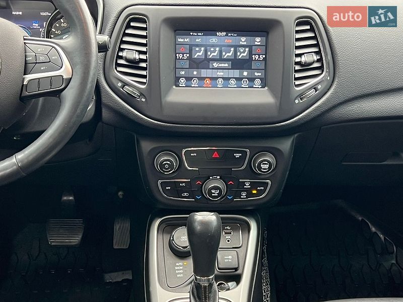 Позашляховик / Кросовер Jeep Compass 2018 в Рівному