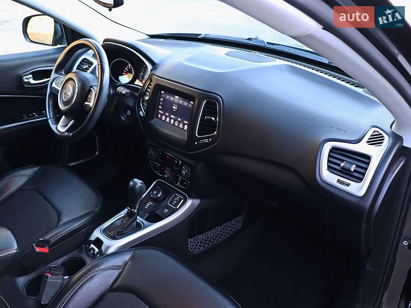 Внедорожник / Кроссовер Jeep Compass 2019 в Кременчуге