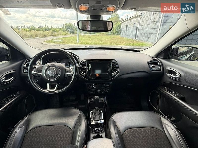 Внедорожник / Кроссовер Jeep Compass 2020 в Ромнах