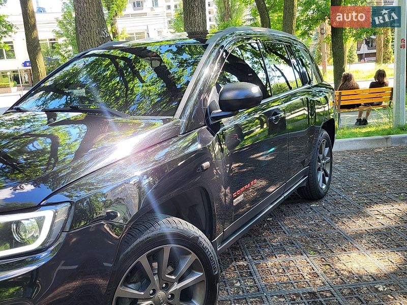Внедорожник / Кроссовер Jeep Compass 2016 в Виннице