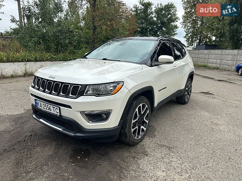 Внедорожник / Кроссовер Jeep Compass 2017 в Киеве Внедорожник / Кроссовер Jeep Compass 2017 в Киеве