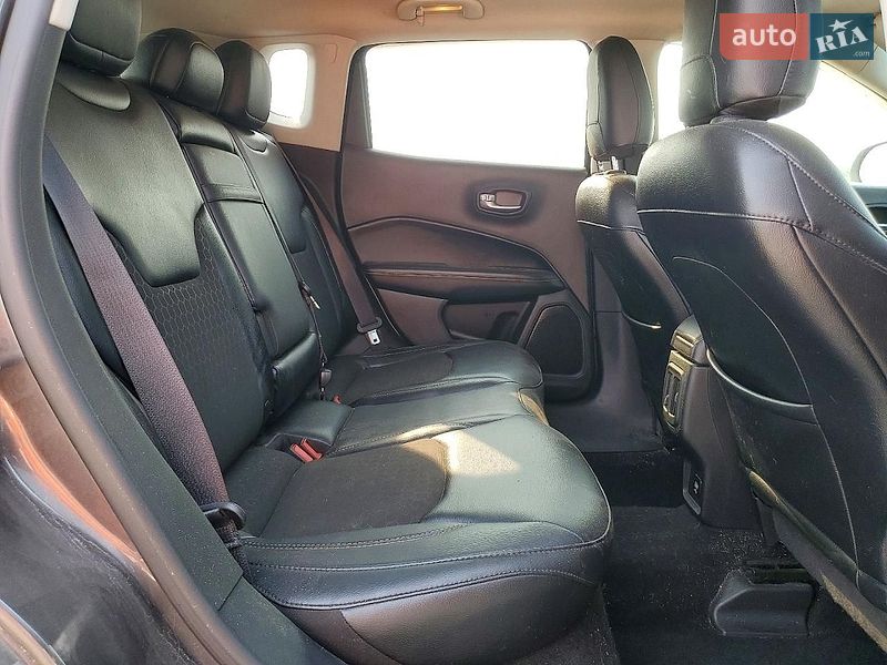 Позашляховик / Кросовер Jeep Compass 2017 в Львові