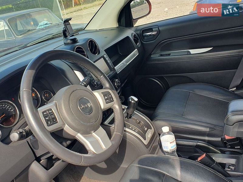 Позашляховик / Кросовер Jeep Compass 2013 в Запоріжжі
