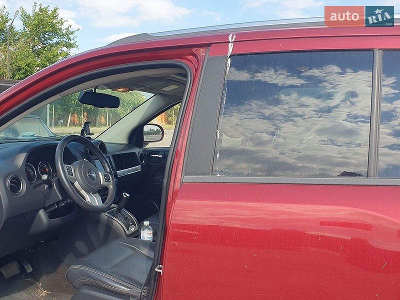 Позашляховик / Кросовер Jeep Compass 2013 в Запоріжжі