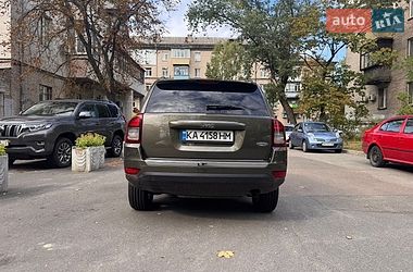 Внедорожник / Кроссовер Jeep Compass 2015 в Киеве