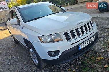 Внедорожник / Кроссовер Jeep Compass 2016 в Киеве