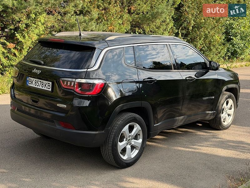 Позашляховик / Кросовер Jeep Compass 2017 в Рівному