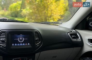 Позашляховик / Кросовер Jeep Compass 2017 в Рівному