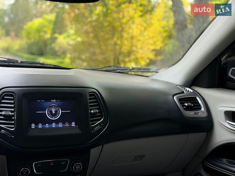 Позашляховик / Кросовер Jeep Compass 2017 в Рівному