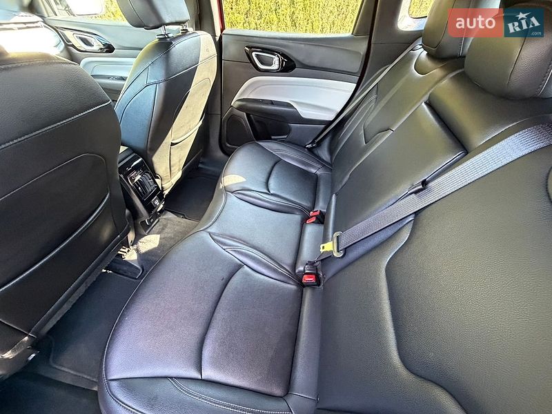 Позашляховик / Кросовер Jeep Compass 2024 в Стрию