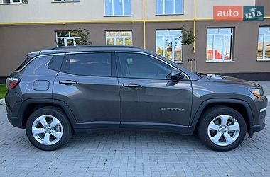 Позашляховик / Кросовер Jeep Compass 2017 в Ромнах фото 7 Позашляховик / Кросовер Jeep Compass 2017 в Ромнах