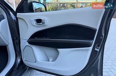 Позашляховик / Кросовер Jeep Compass 2017 в Ромнах фото 29 Позашляховик / Кросовер Jeep Compass 2017 в Ромнах