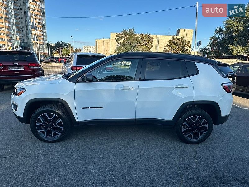 Внедорожник / Кроссовер Jeep Compass 2018 в Киеве