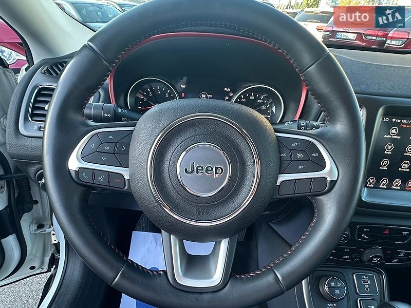 Внедорожник / Кроссовер Jeep Compass 2018 в Киеве