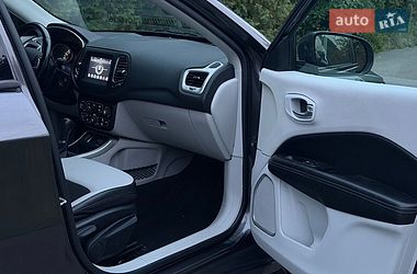 Позашляховик / Кросовер Jeep Compass 2021 в Рівному