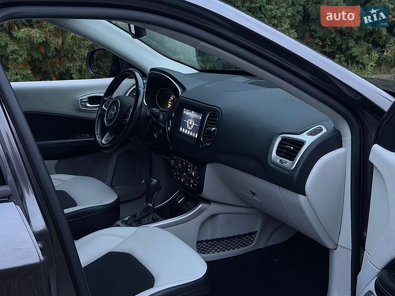 Позашляховик / Кросовер Jeep Compass 2021 в Рівному