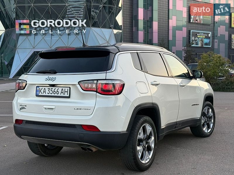 Внедорожник / Кроссовер Jeep Compass 2019 в Киеве