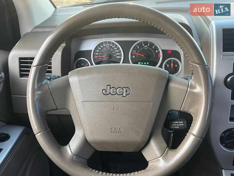 Внедорожник / Кроссовер Jeep Compass 2008 в Харькове