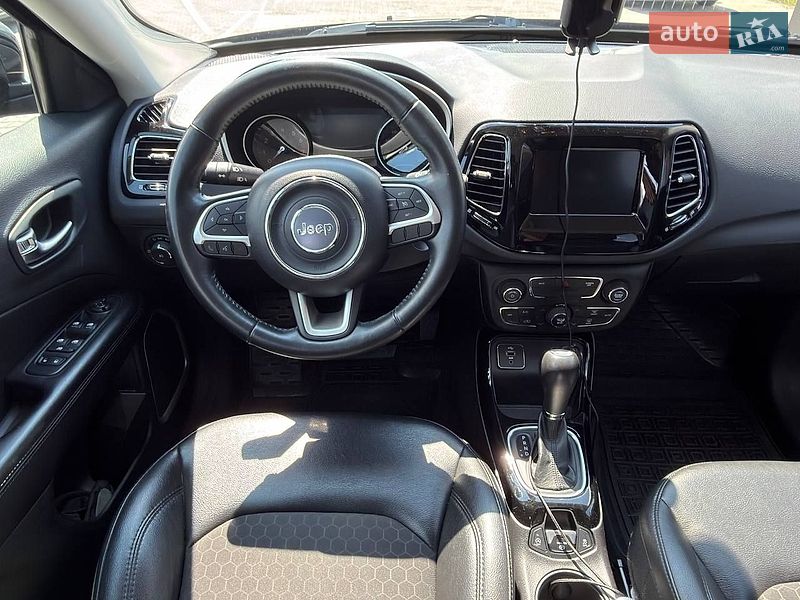 Внедорожник / Кроссовер Jeep Compass 2018 в Киеве