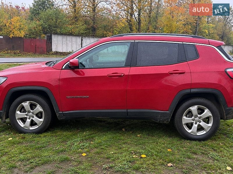 Позашляховик / Кросовер Jeep Compass 2017 в Чернівцях