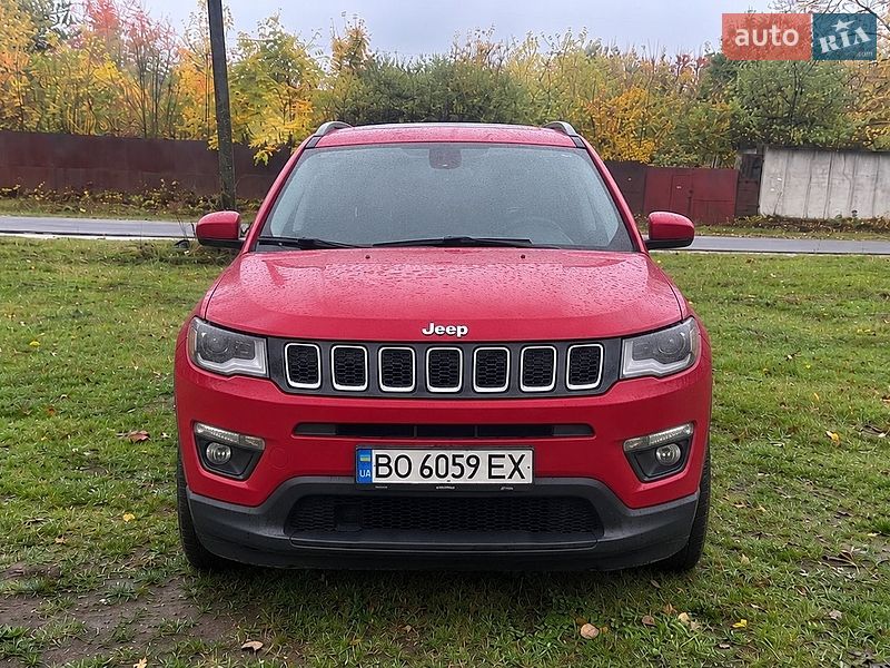 Позашляховик / Кросовер Jeep Compass 2017 в Чернівцях