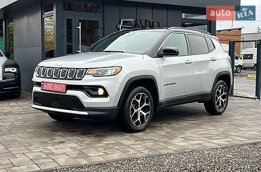 Позашляховик / Кросовер Jeep Compass 2024 в Рівному