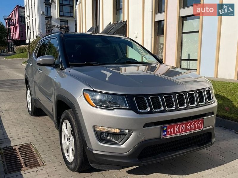 Внедорожник / Кроссовер Jeep Compass 2019 в Киеве