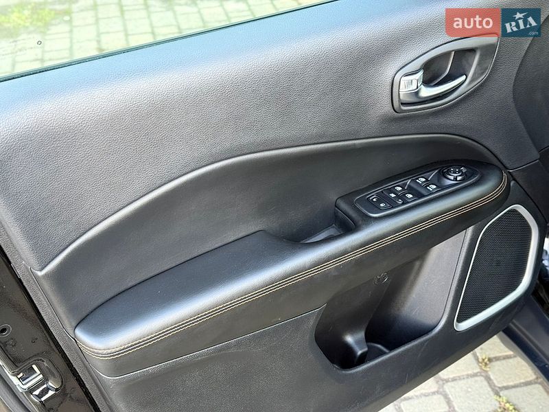Внедорожник / Кроссовер Jeep Compass 2018 в Одессе