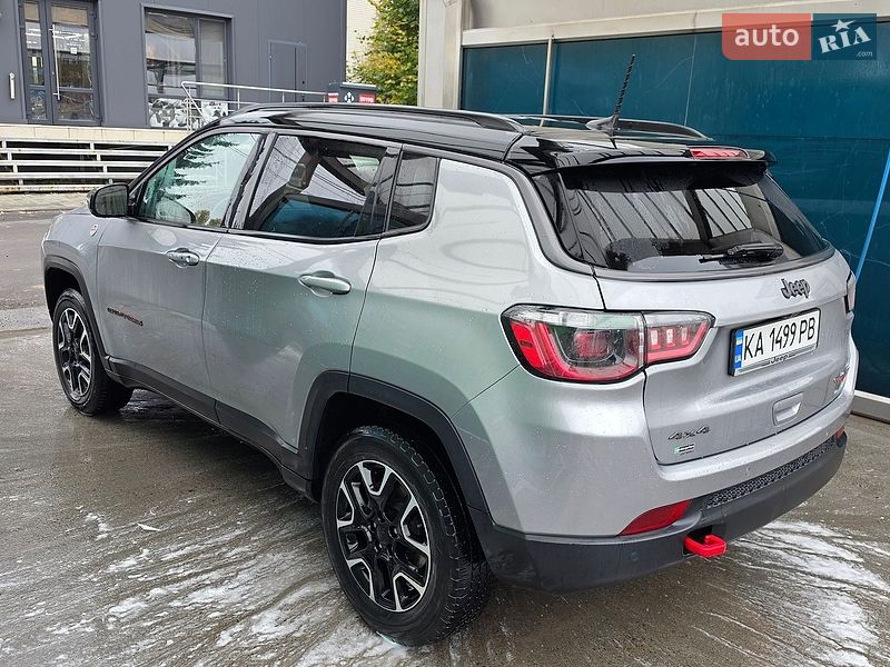 Внедорожник / Кроссовер Jeep Compass 2021 в Киеве