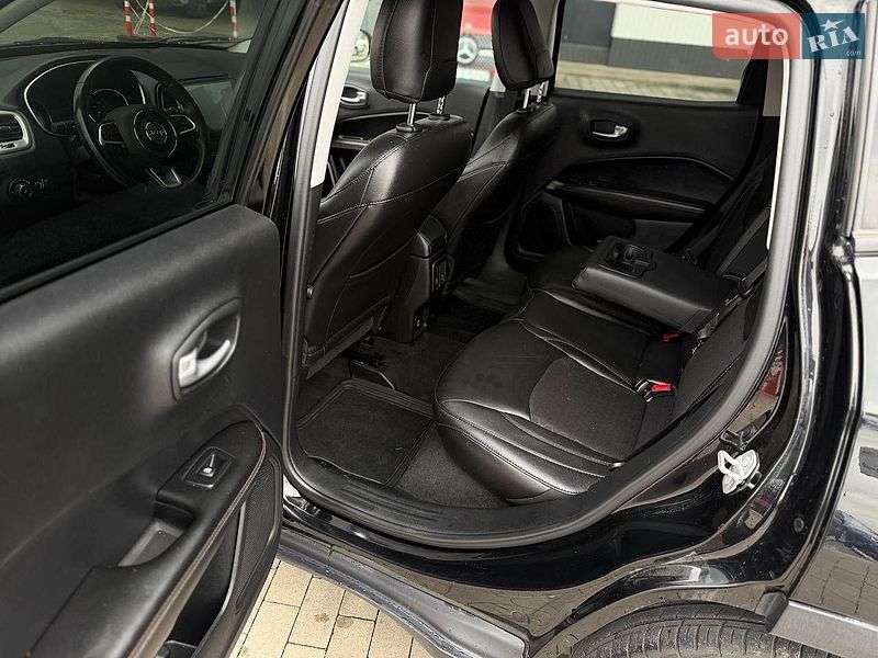 Внедорожник / Кроссовер Jeep Compass 2018 в Ровно
