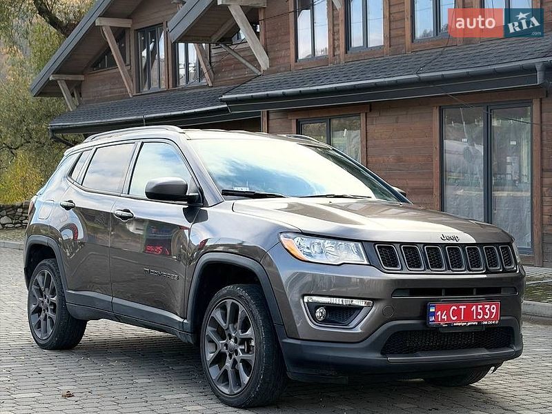 Внедорожник / Кроссовер Jeep Compass 2020 в Кутах