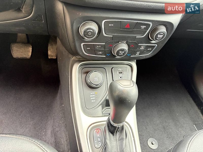 Внедорожник / Кроссовер Jeep Compass 2020 в Кутах