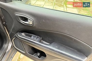 Внедорожник / Кроссовер Jeep Compass 2020 в Кутах