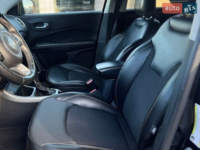 Внедорожник / Кроссовер Jeep Compass 2018 в Лубнах