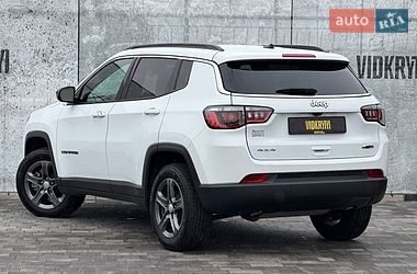 Внедорожник / Кроссовер Jeep Compass 2023 в Киеве