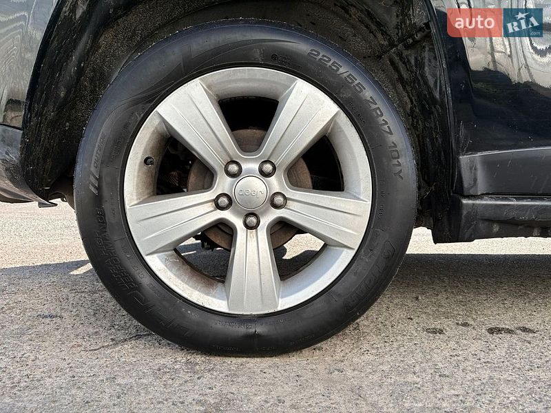 Позашляховик / Кросовер Jeep Compass 2013 в Києві