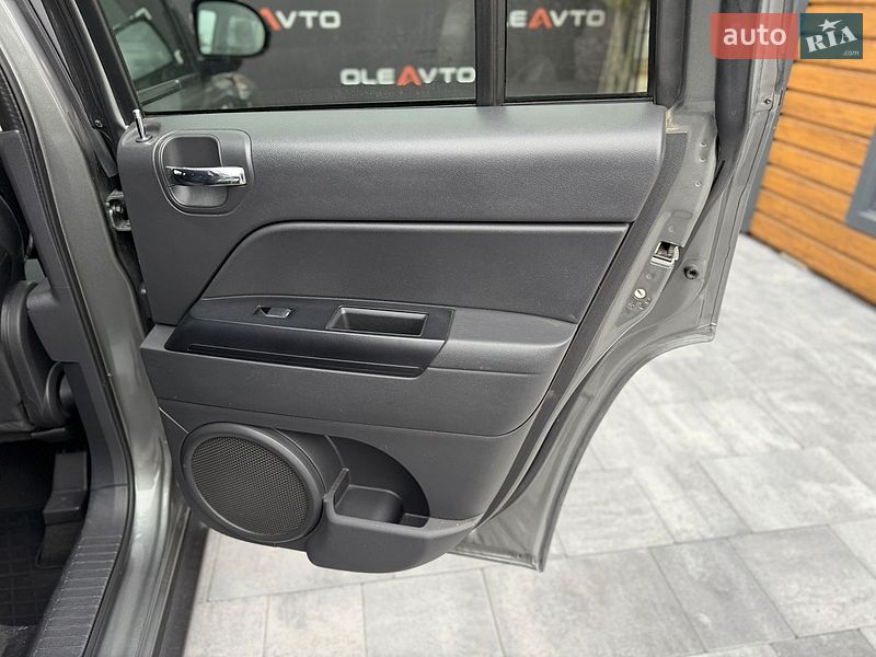 Внедорожник / Кроссовер Jeep Compass 2012 в Виннице