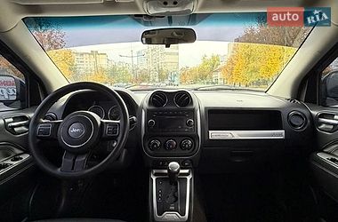 Внедорожник / Кроссовер Jeep Compass 2013 в Киеве фото 9 Внедорожник / Кроссовер Jeep Compass 2013 в Киеве