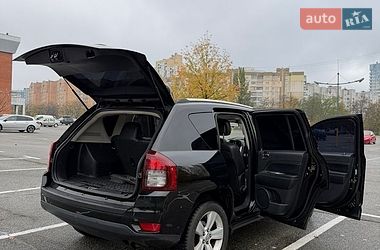 Внедорожник / Кроссовер Jeep Compass 2013 в Киеве фото 18 Внедорожник / Кроссовер Jeep Compass 2013 в Киеве