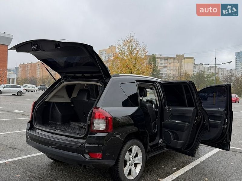 Внедорожник / Кроссовер Jeep Compass 2013 в Киеве фото 18 Внедорожник / Кроссовер Jeep Compass 2013 в Киеве