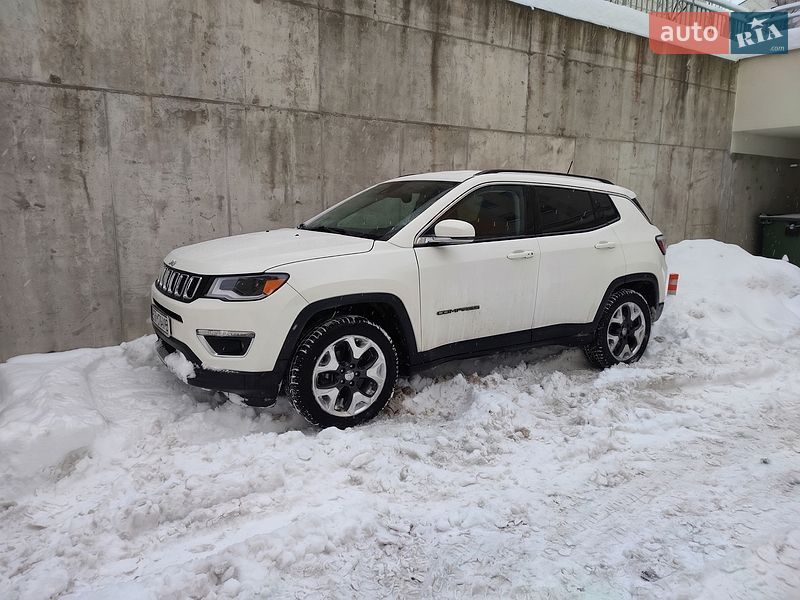 Внедорожник / Кроссовер Jeep Compass 2018 в Виноградове