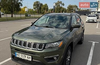 Внедорожник / Кроссовер Jeep Compass 2019 в Киеве